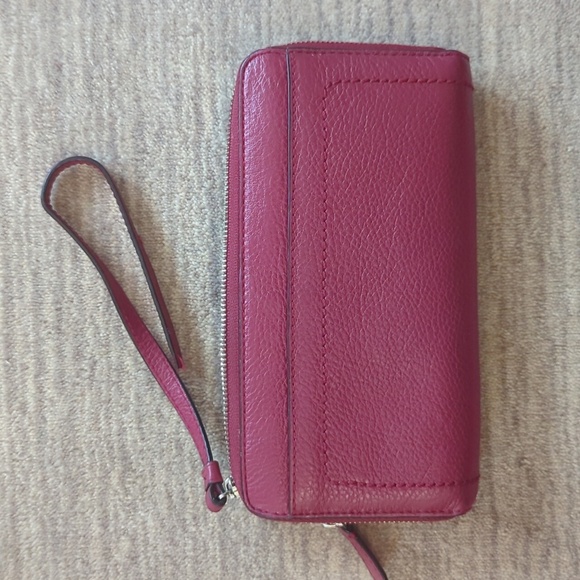 Coach Red Leather Wallet/Wristlet - Picture 7 of 11
